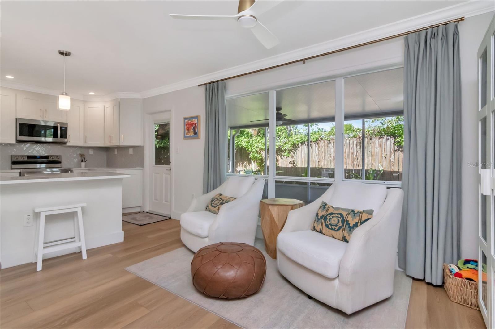 Great spot to unwind before dinner