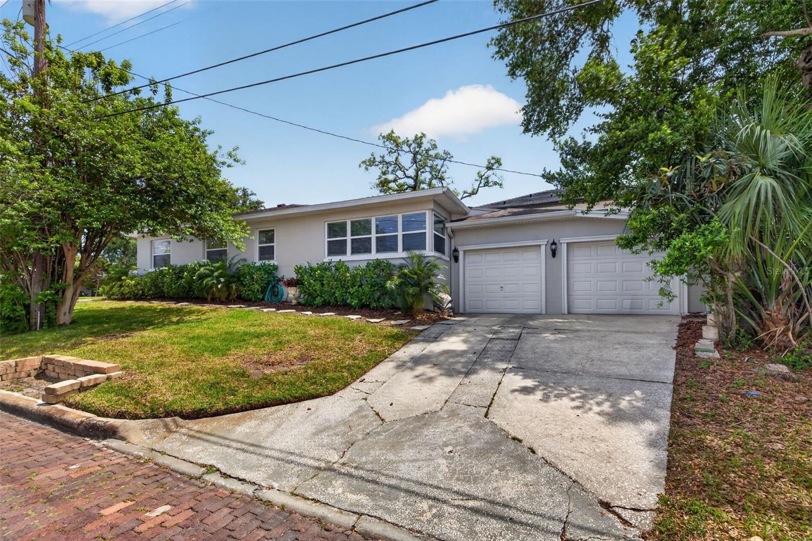 2 Car Garage Side Entry