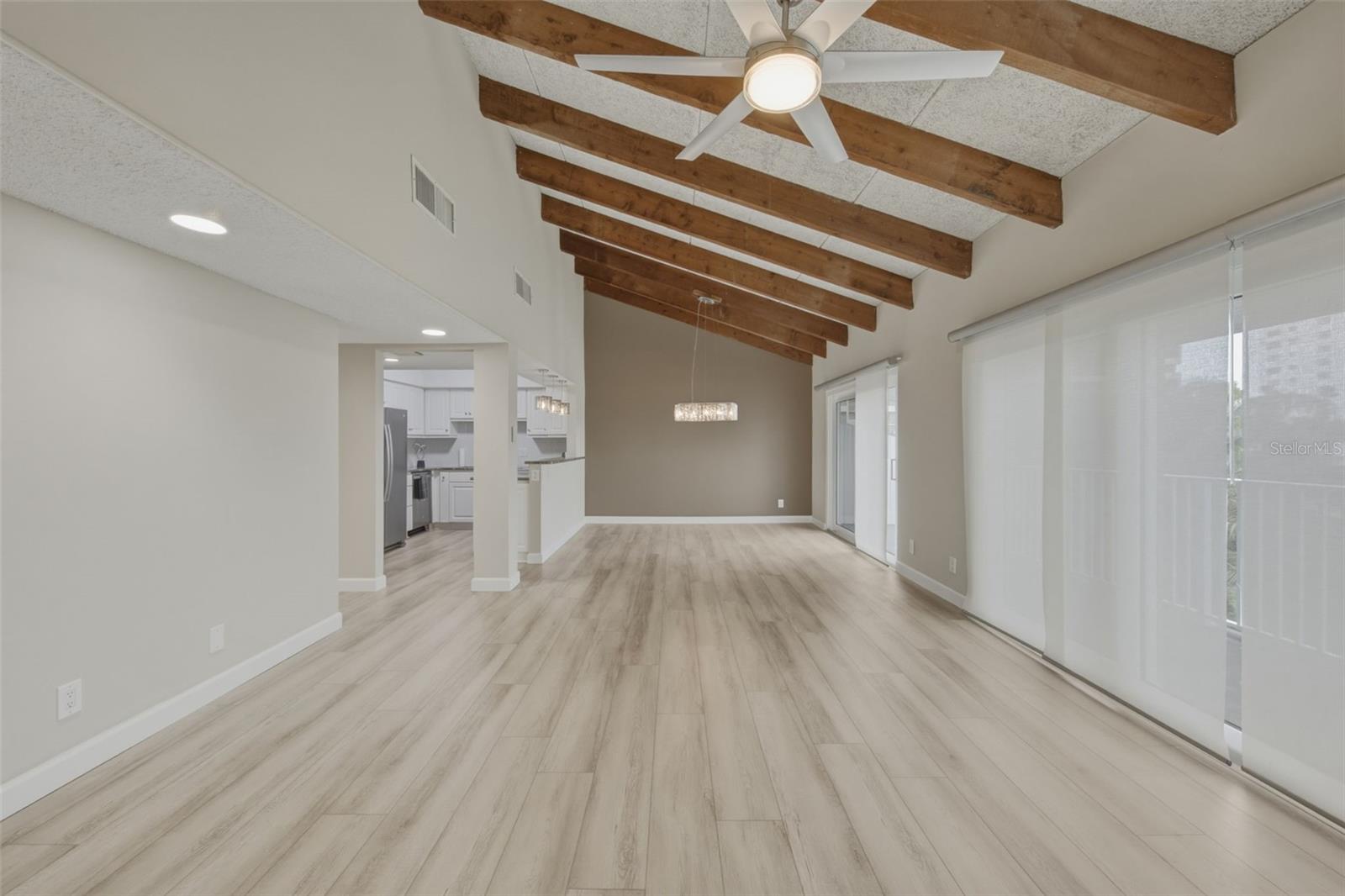 Living/Dining (Actual)