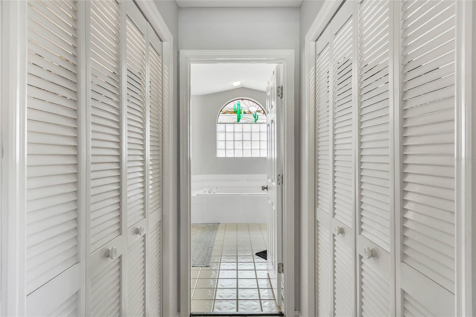 Primary suite hall to ensuite