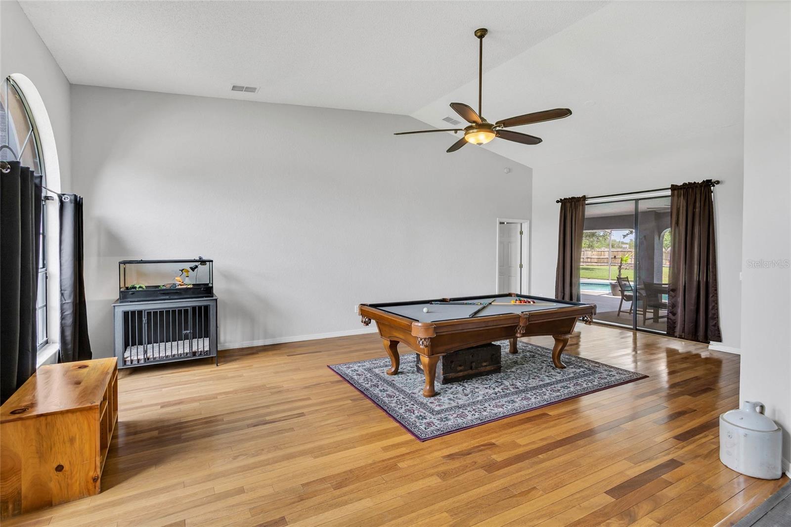 Living room with pocket slider to pool deck