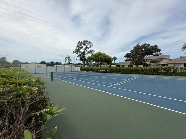 Community Tennis