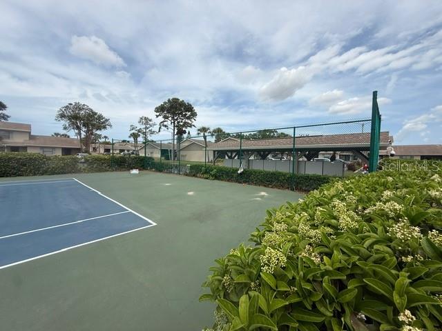 TB8497540