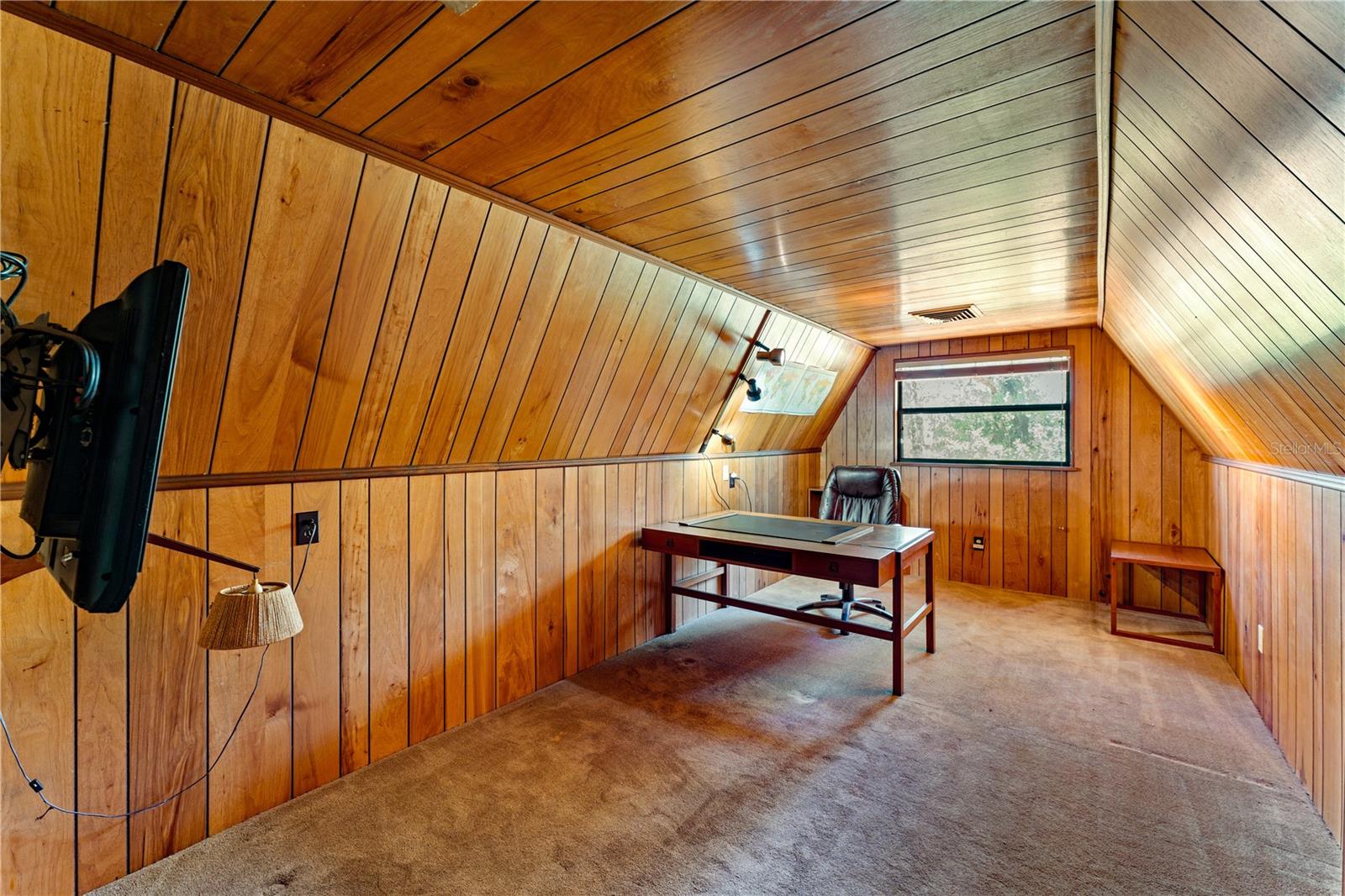 upstairs loft (steep & tight stairway)