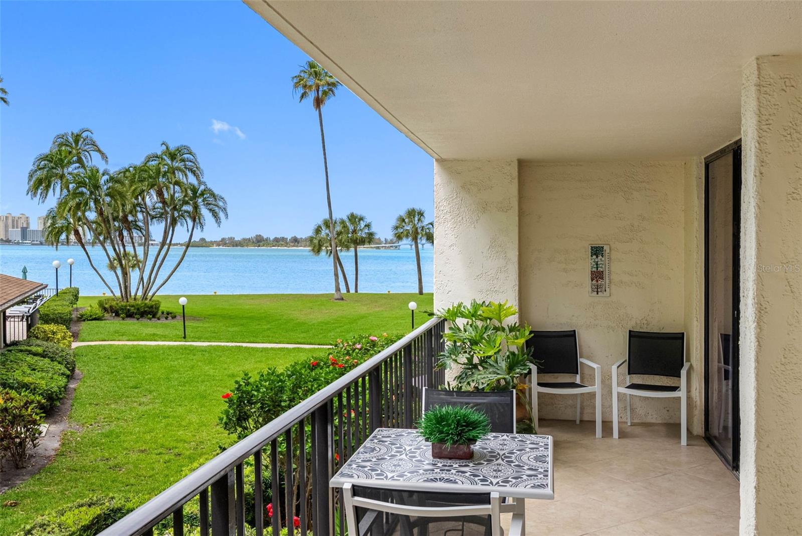 Fabulous Garden & Intracoastal water views from your condo!