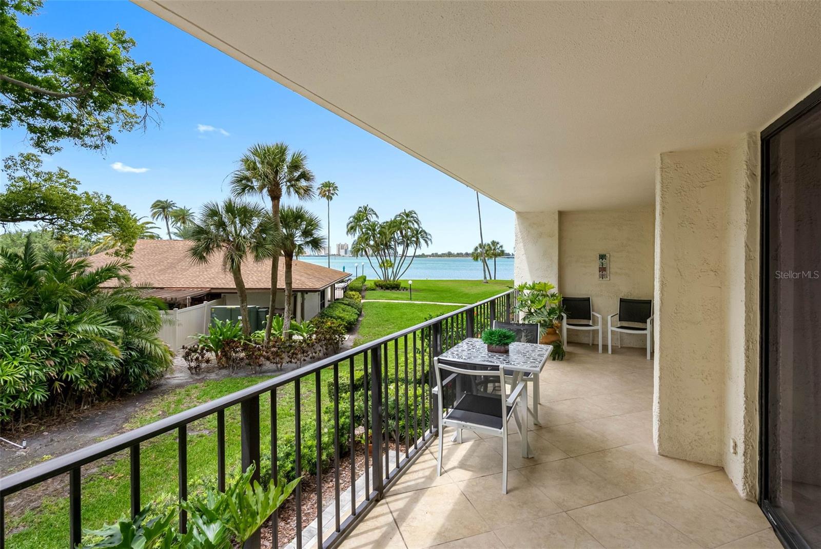Peaceful large balcony