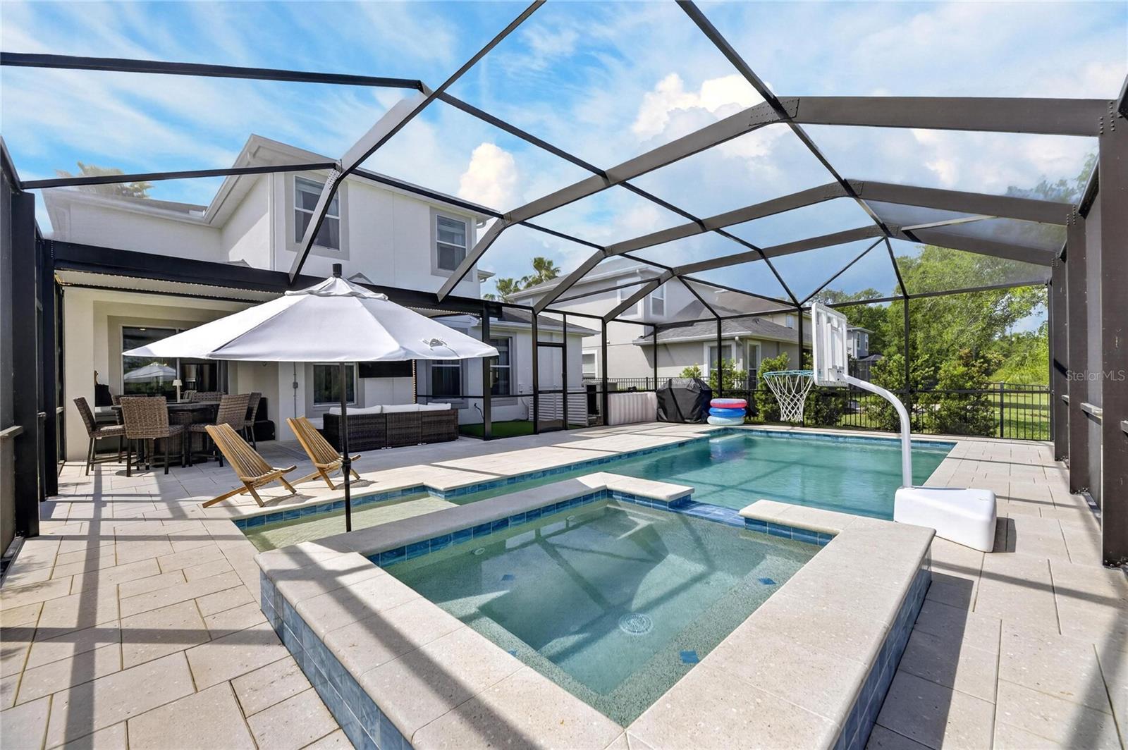 Beautiful Spa and pool