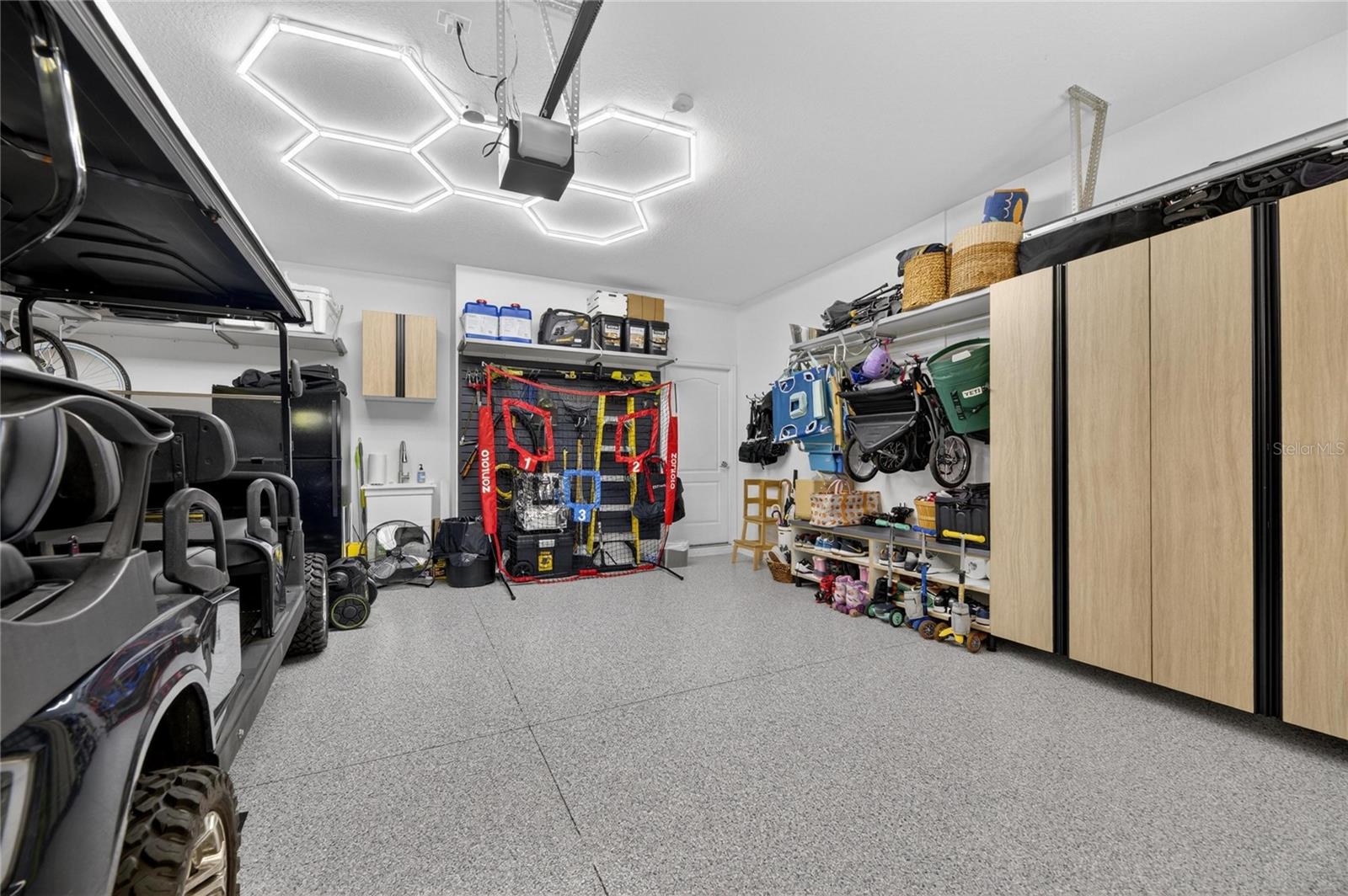 Garage lots of storage