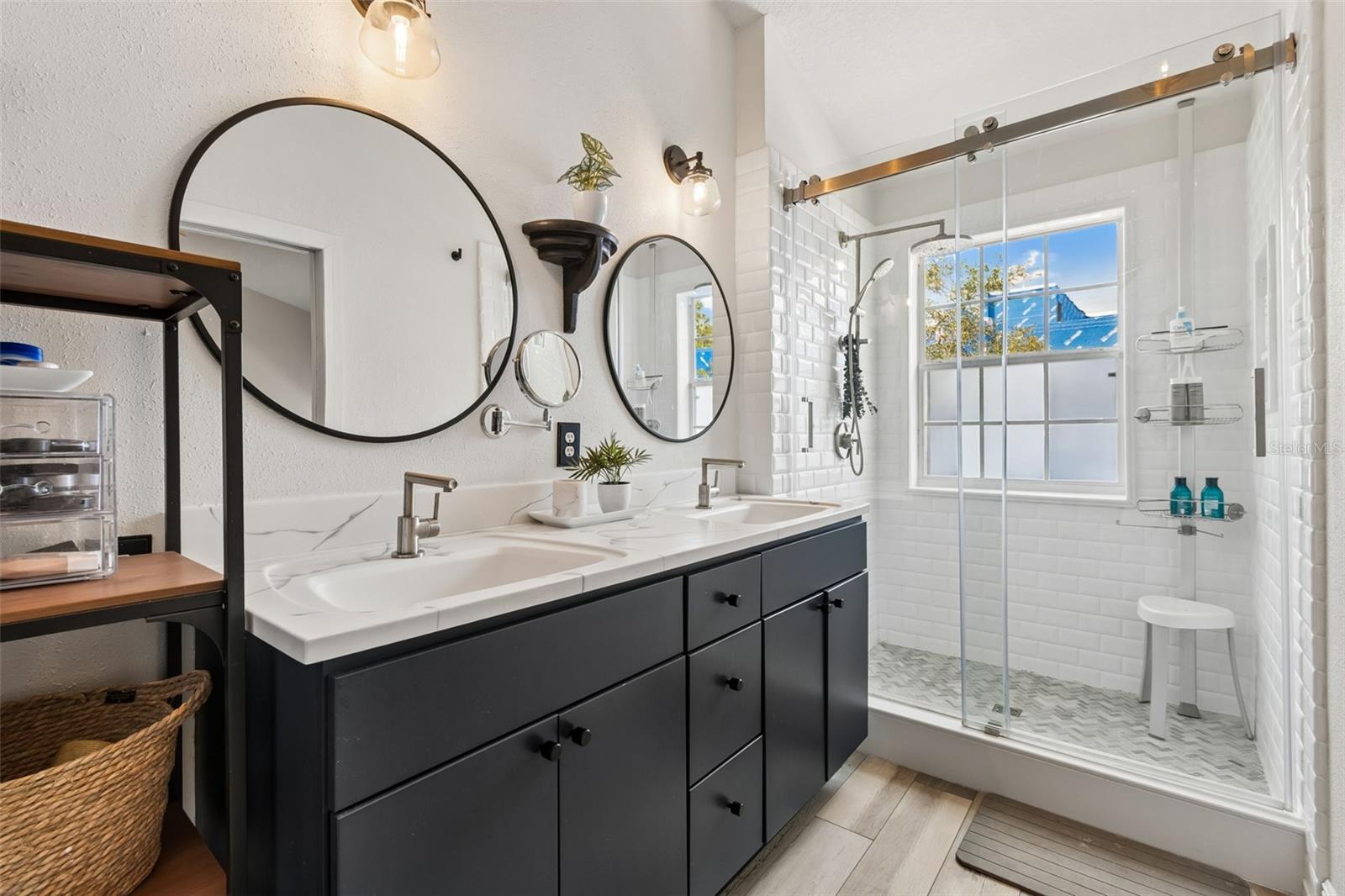 Primary Bathroom (Third Floor)