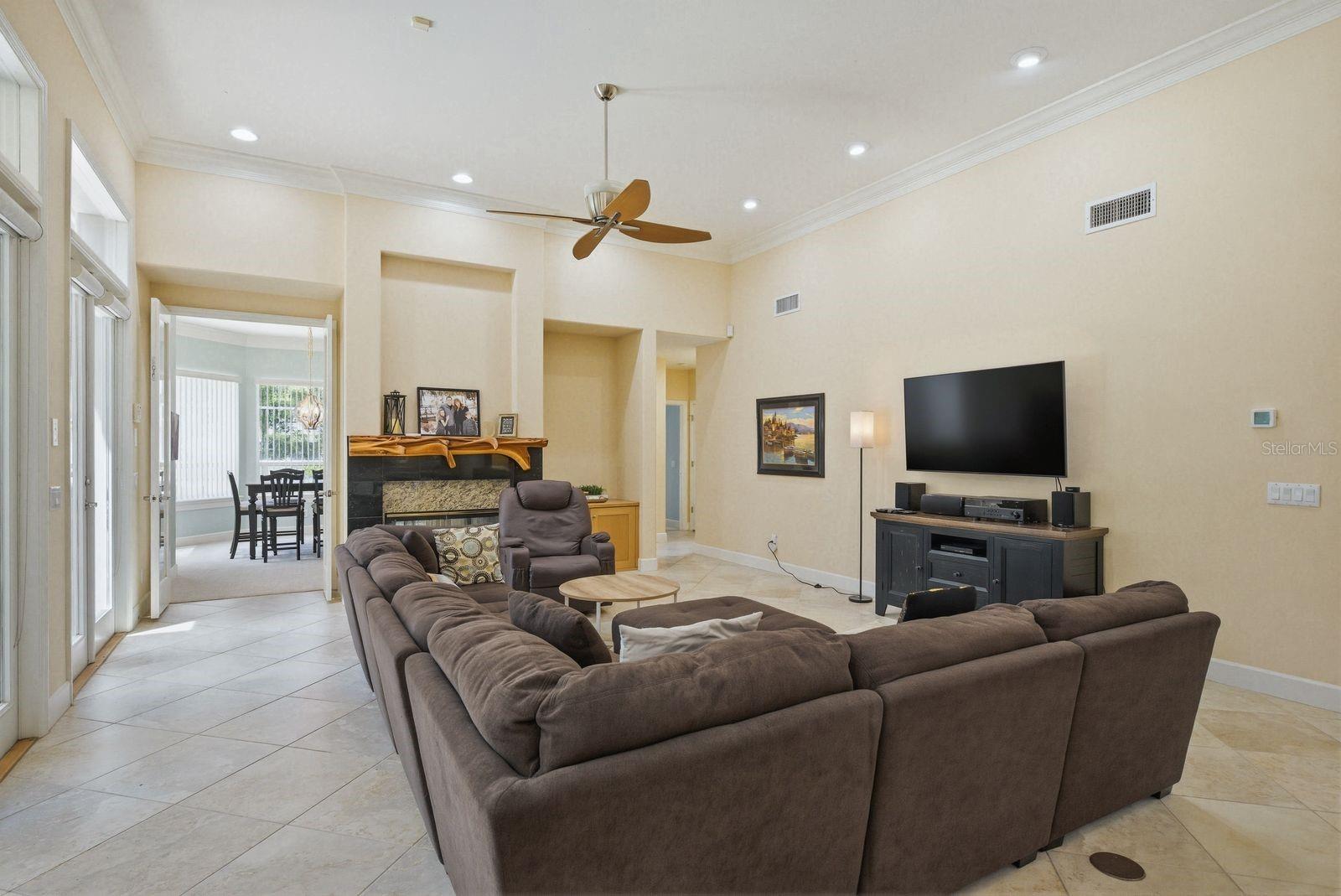 Open concept family room, w gas Fireplace · 976 Cypress Cove Way Tarpon Springs FL 34688
