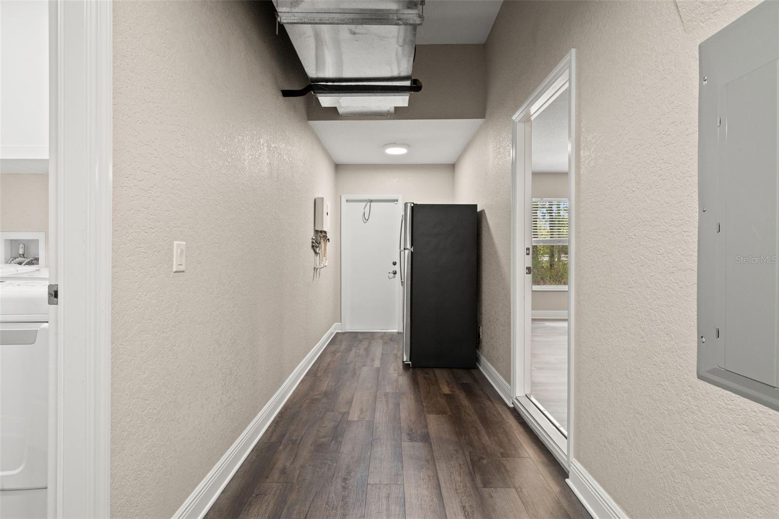 Mud Room to Guest Home Entrance