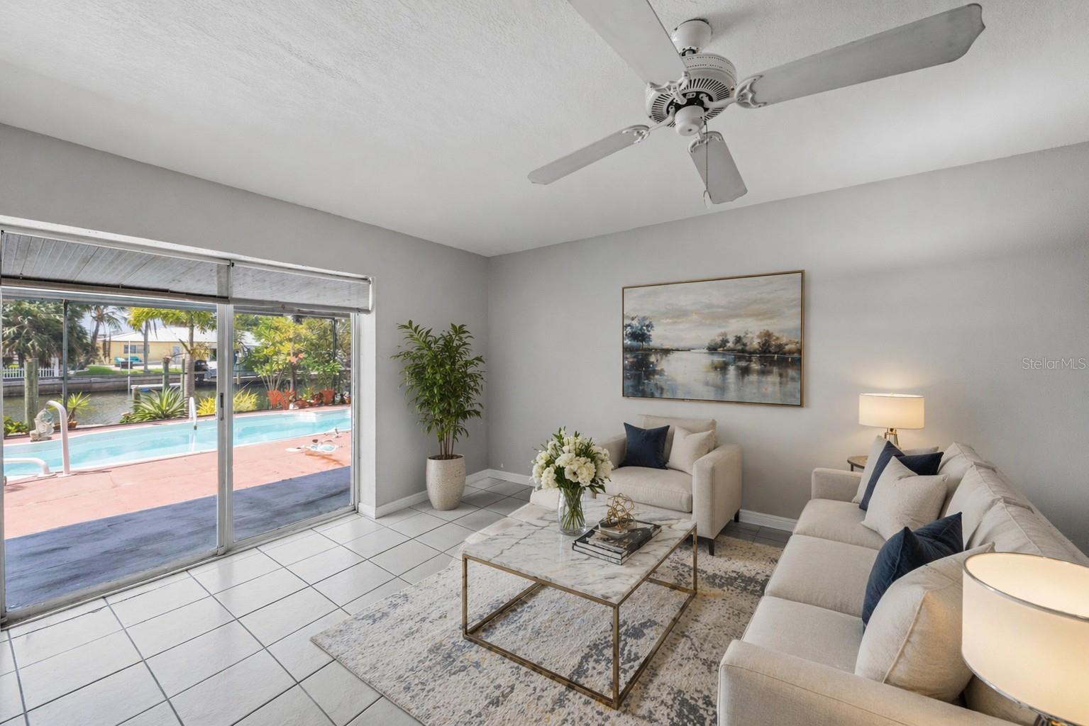 EASY Pool Access FAMILY ROOM - Ideal for enjoying your WATER views!