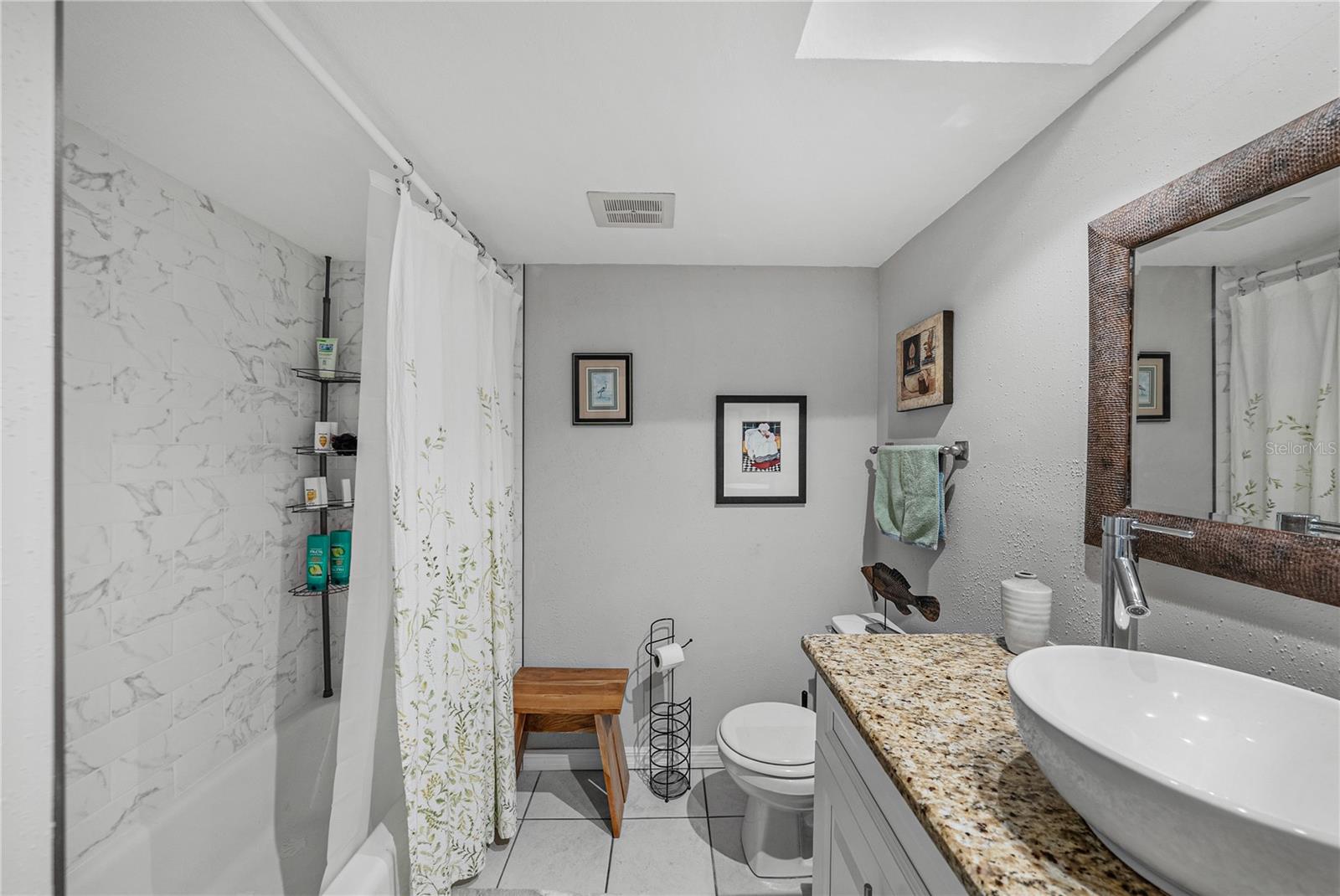 Fully REMODELED Second Bath