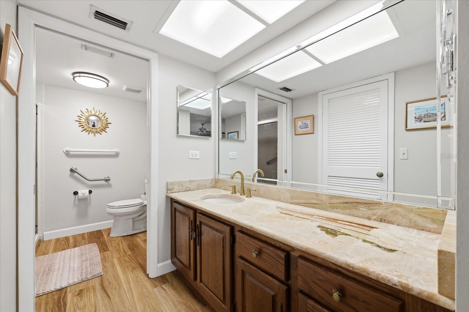 Primary Ensuite Bath