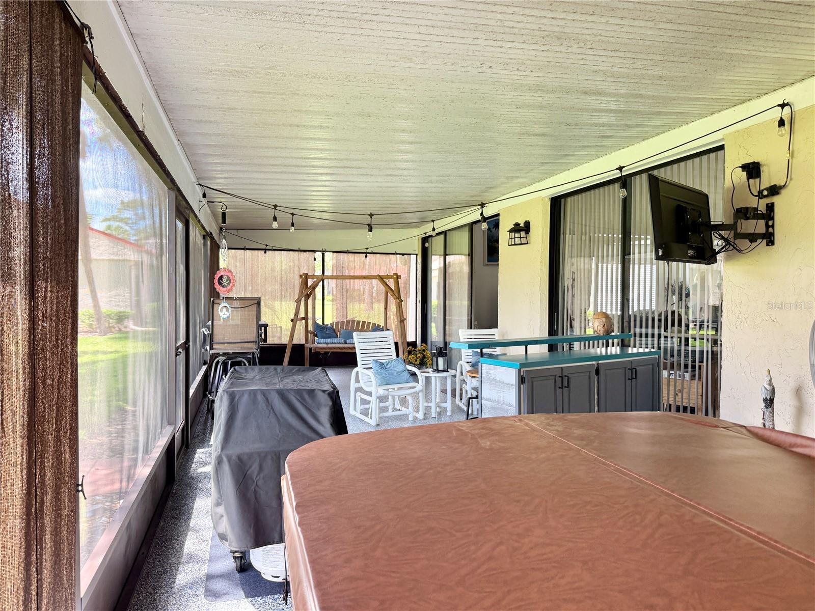 Screened Patio