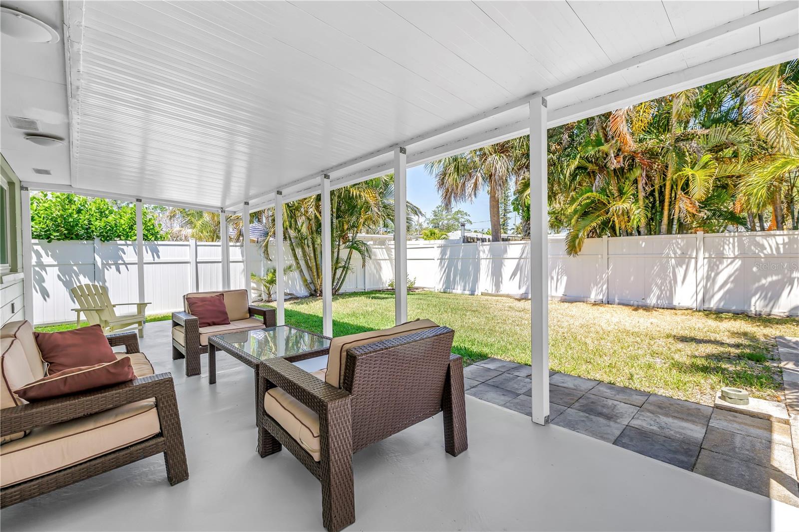 Large the outdoor covered patio