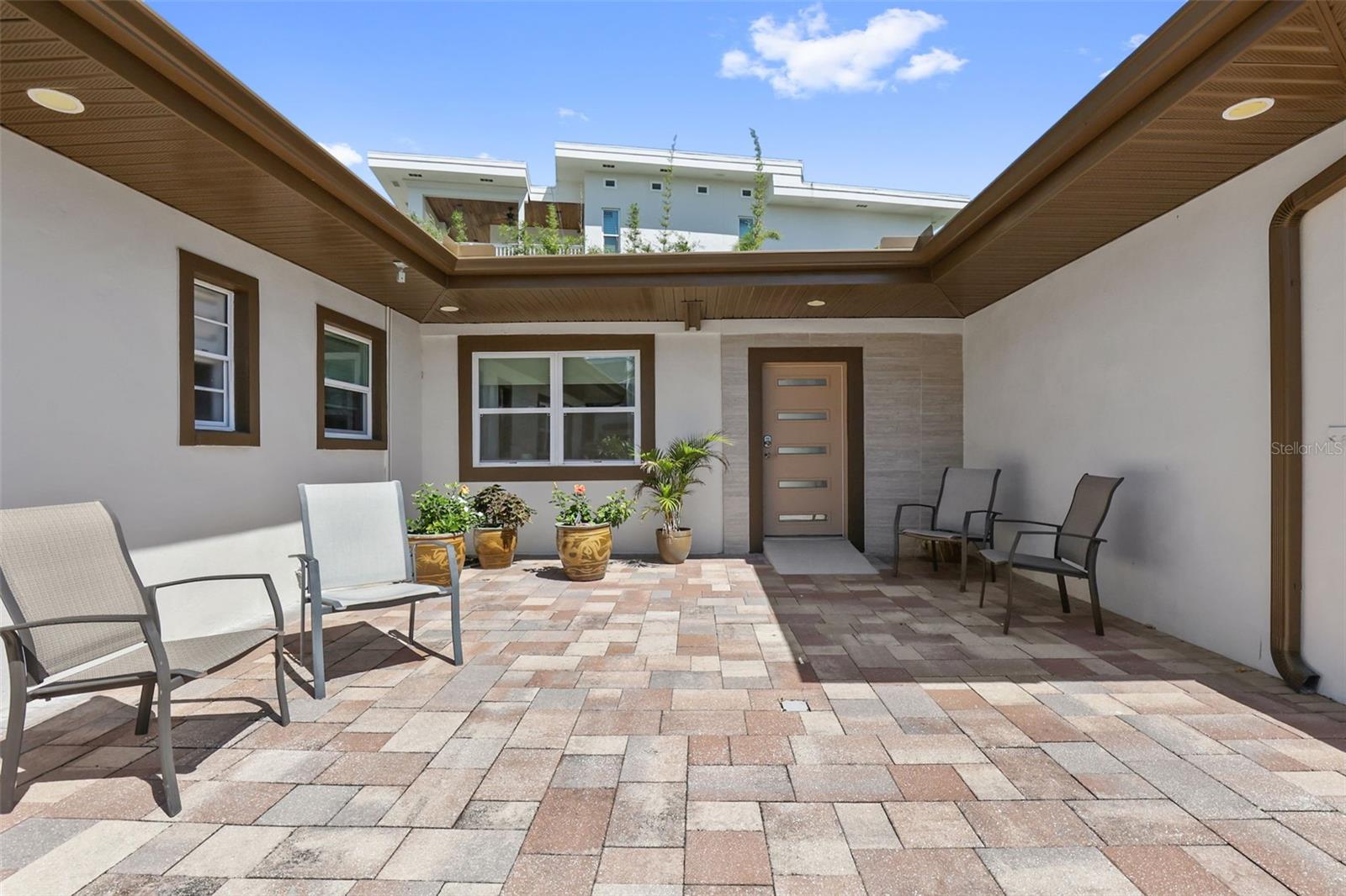 Front Exterior Patio: Pavers