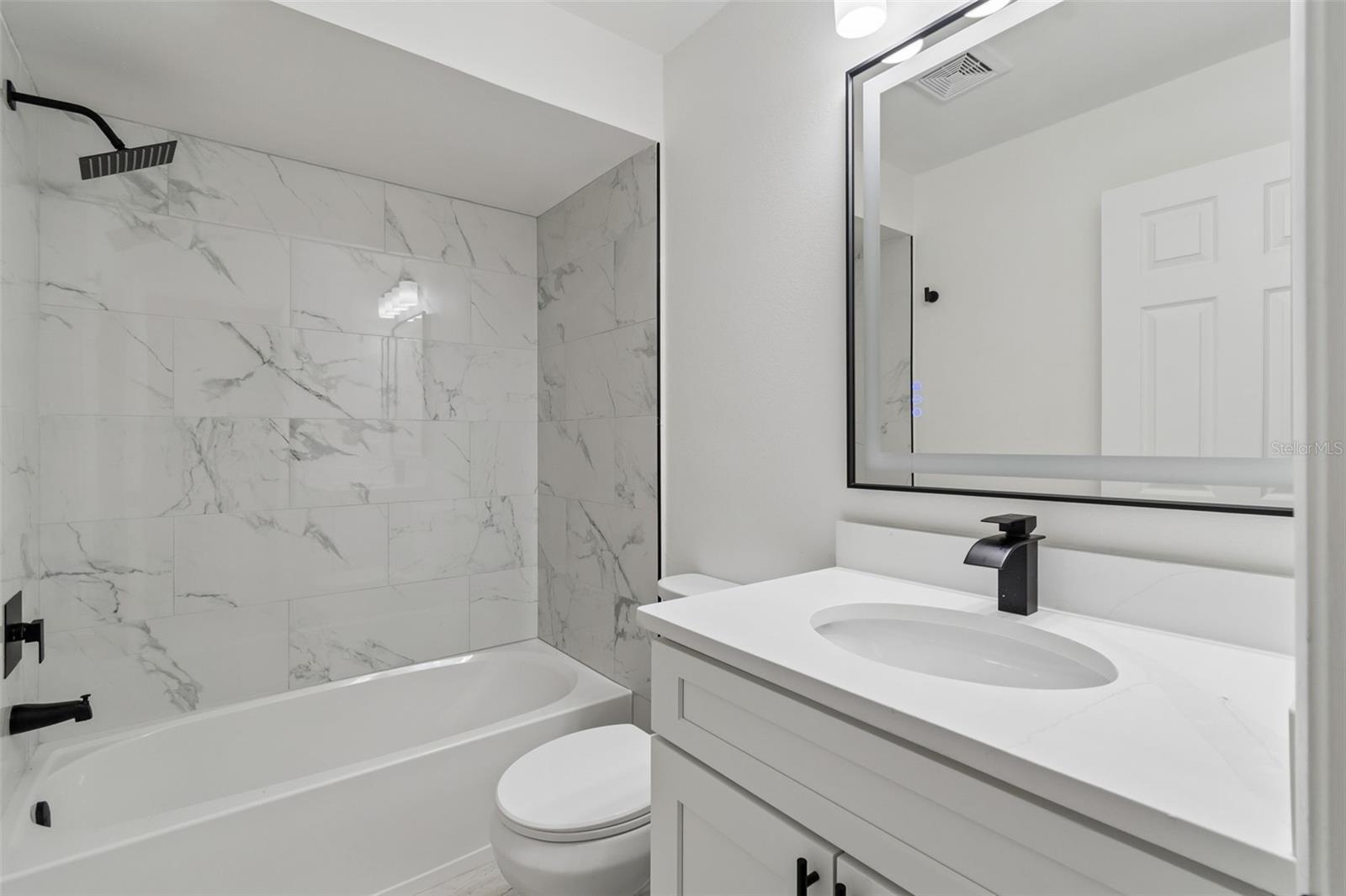 Second-Floor Shared Bathroom