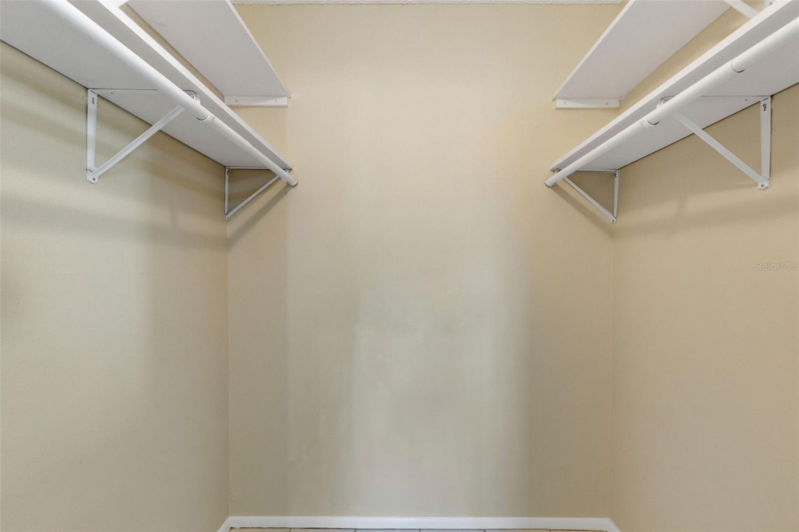 walk in closet