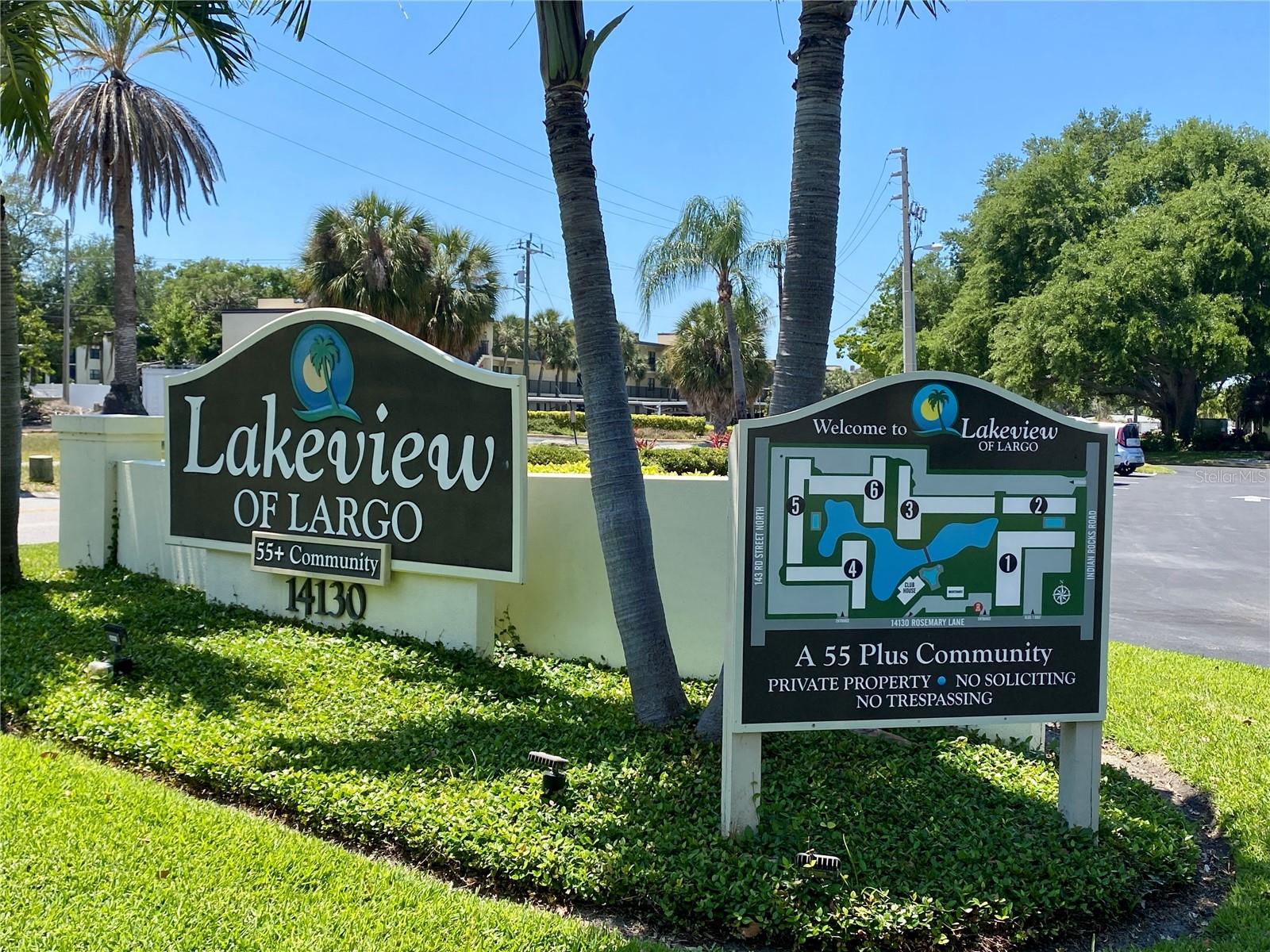 at Lakeview of Largo!