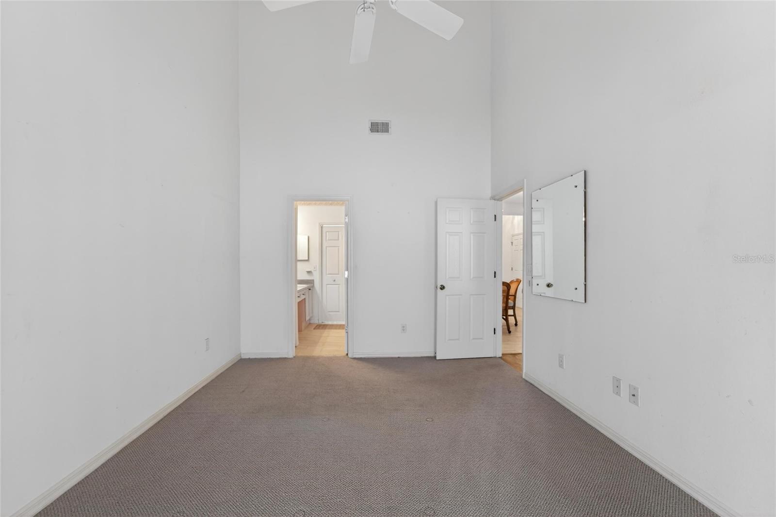 Master Bedroom in Suit3e