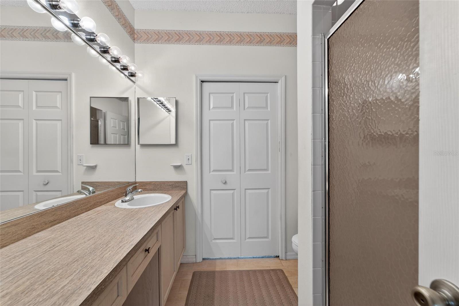 Master Bath and walk in closet