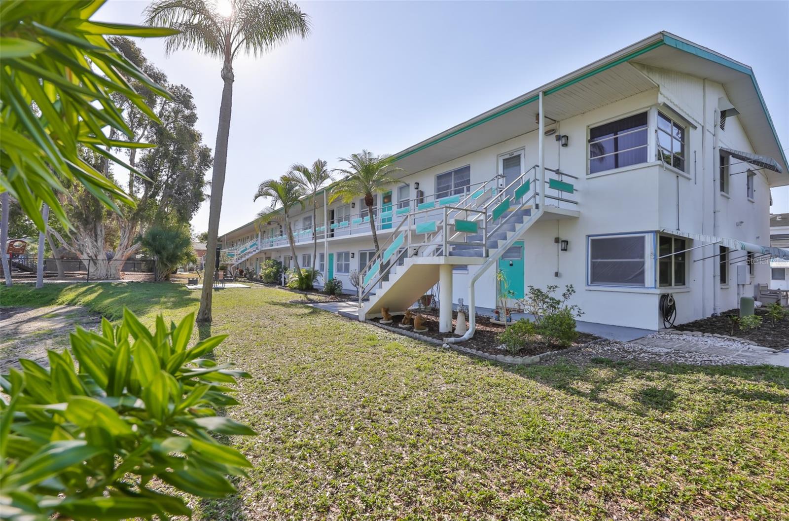 FIRST FLOOR Corner Unit