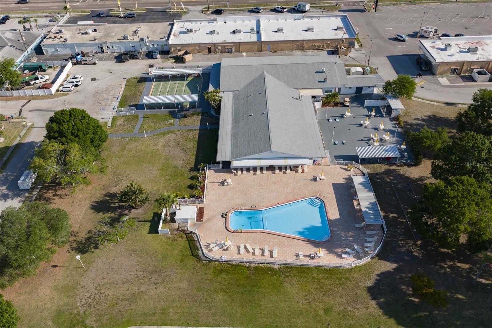 Community Pool/Clubhouse