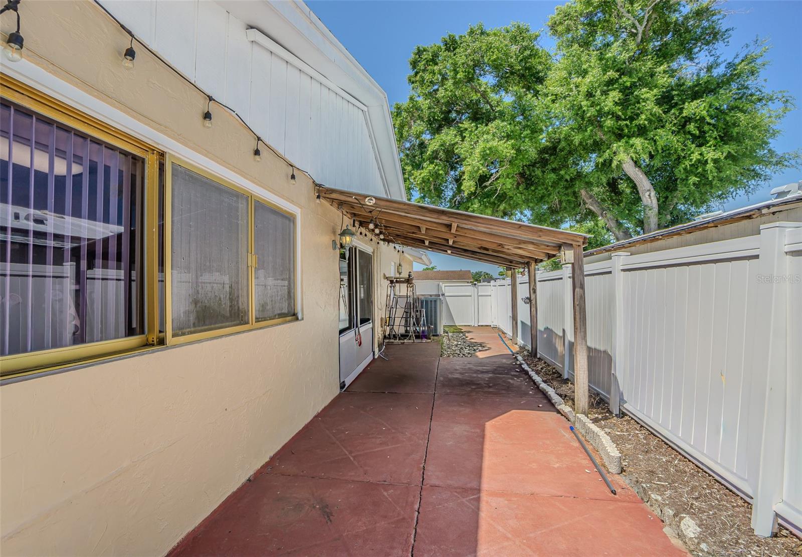 Covered grill patio
