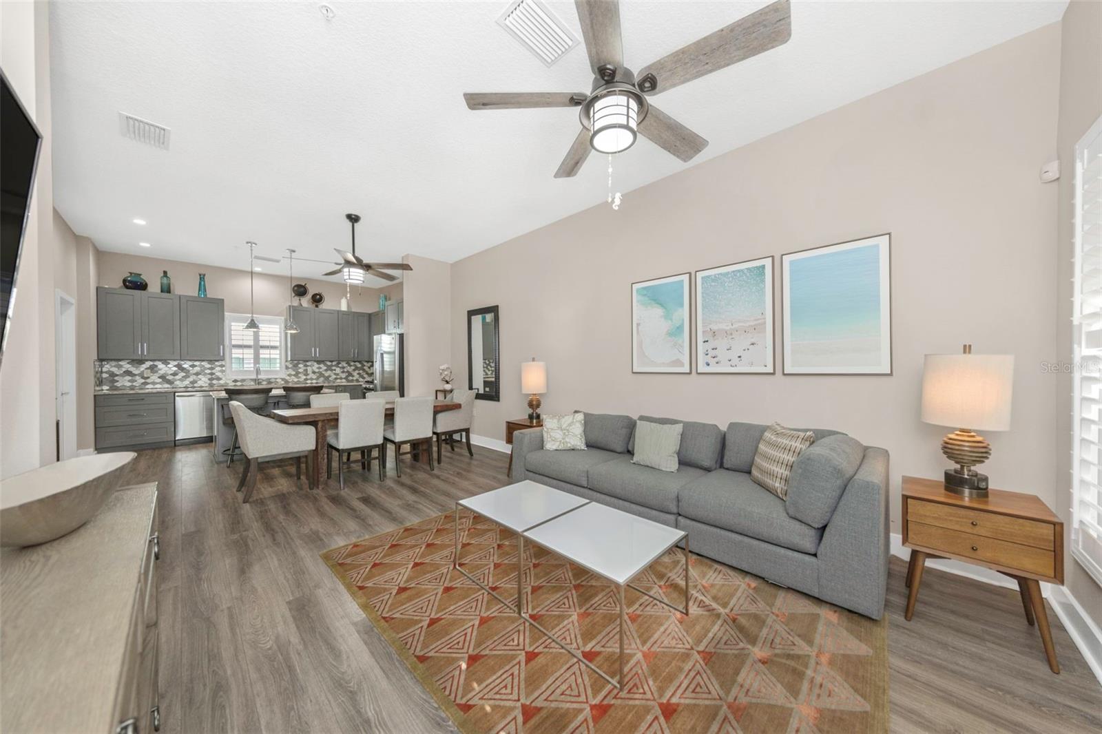 The open floor plan is ideal for both entertaining and / or just relaxing.