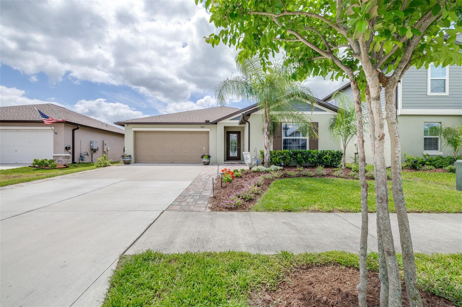 Meticulously kept and beautifully upgraded ranch home in Connerton