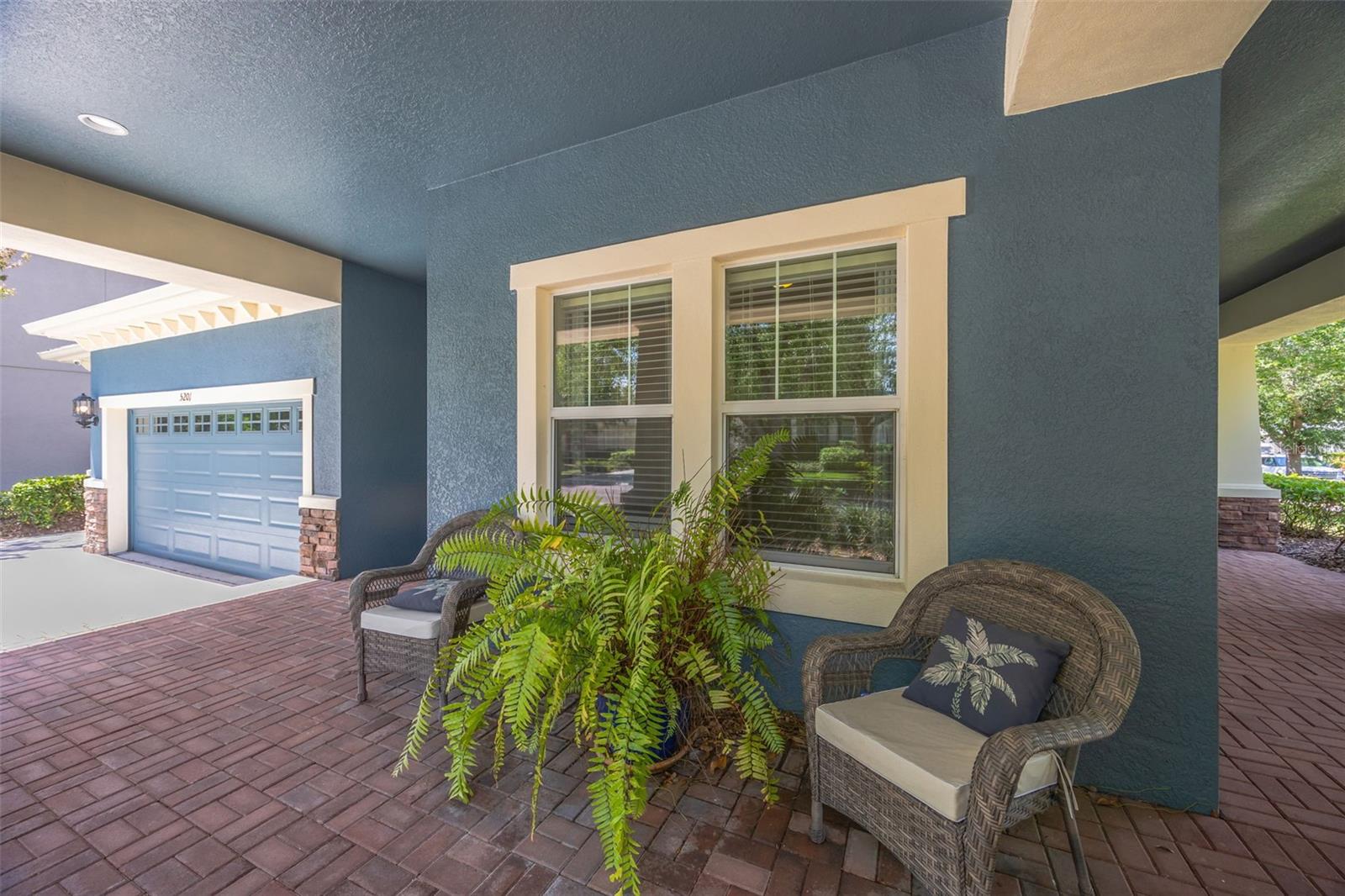 Beautiful Pavered Bungalow Front/Wrap Around Porch!