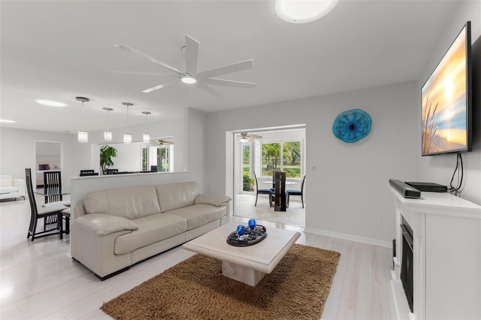 FAMILY TV ROOM - OPEN CONCEPT