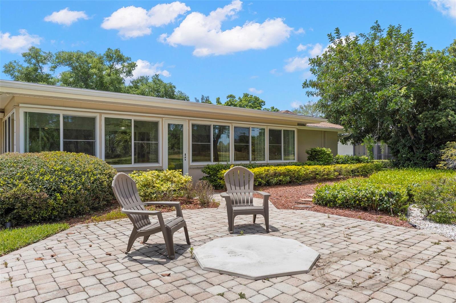 BACKYARD WITH SITTING AREA