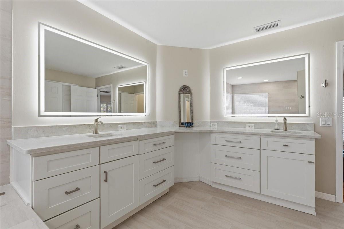 RECENTLY REMODELED PRIMARY BATH!