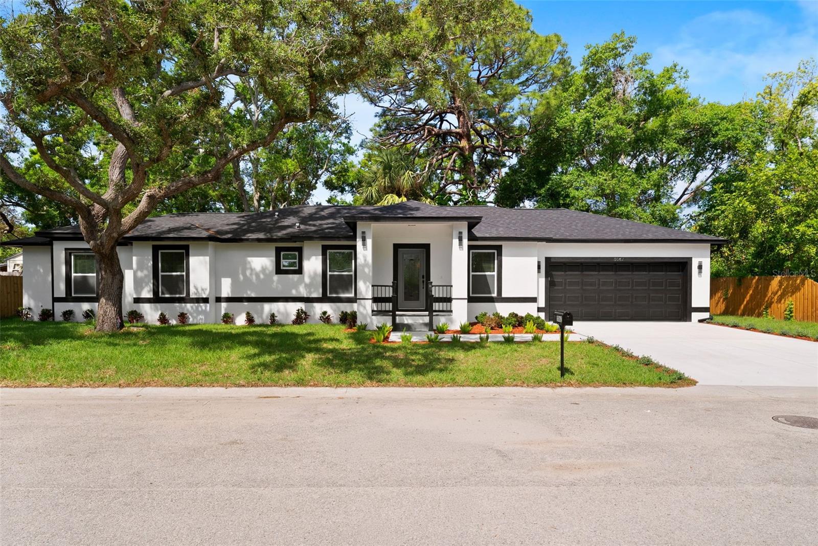 Welcome to 5062 80th Lane N