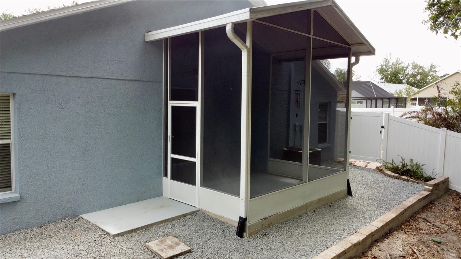 screened enclosure