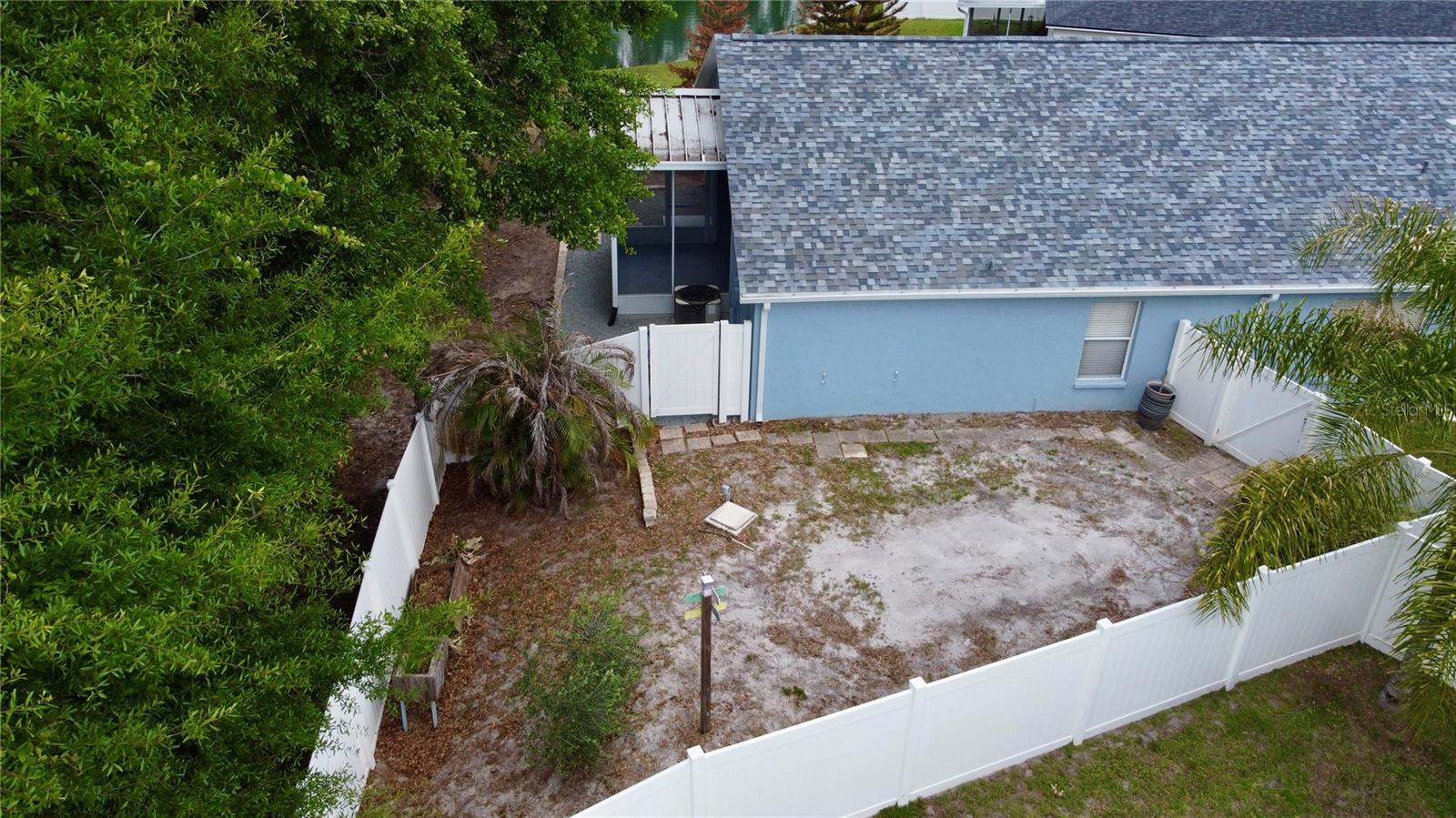 fenced in private / garden