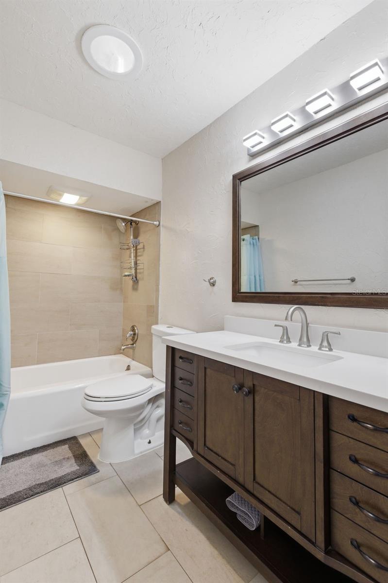 Full Bathroom