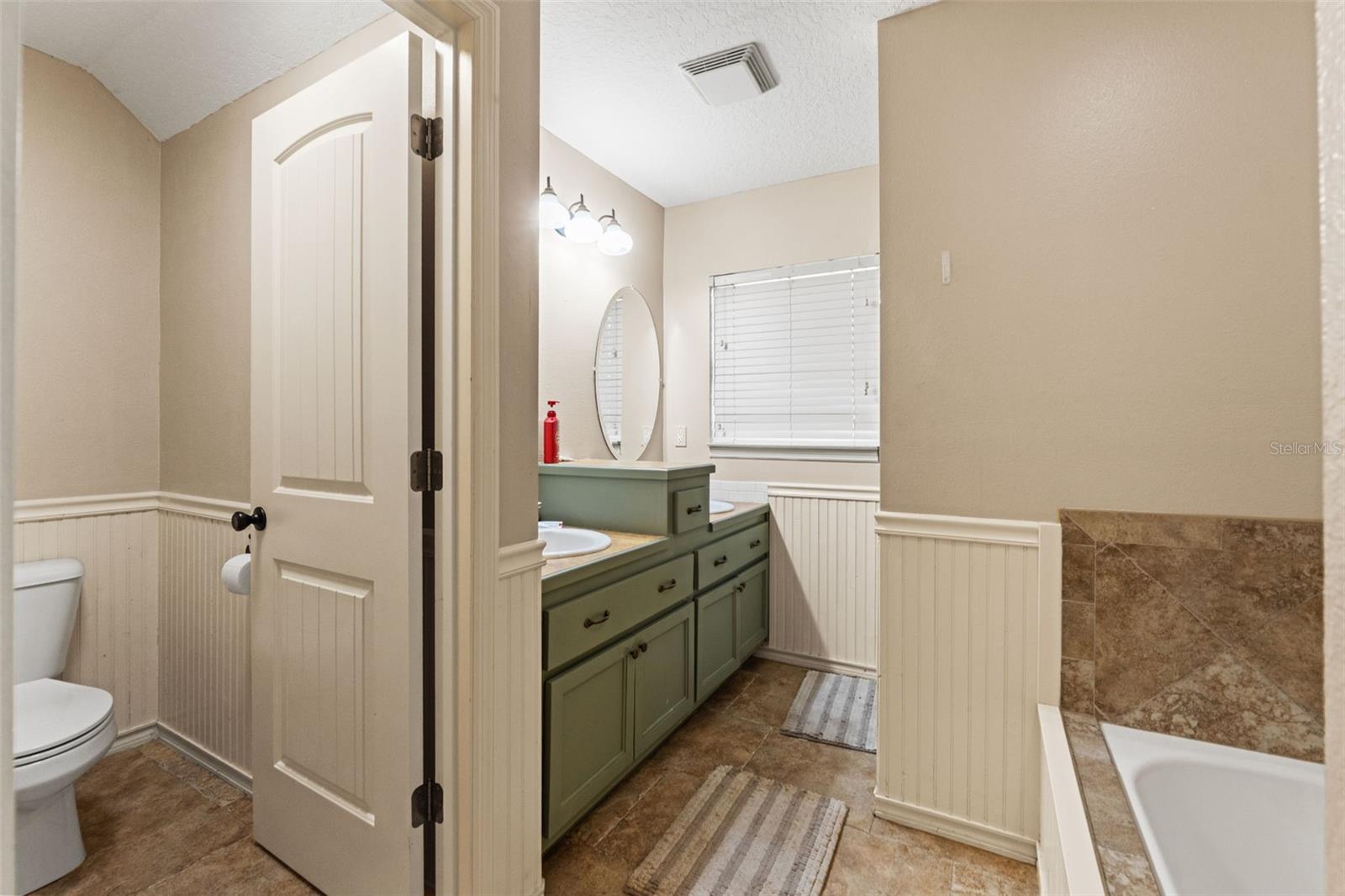 bathroom #3 downstairs