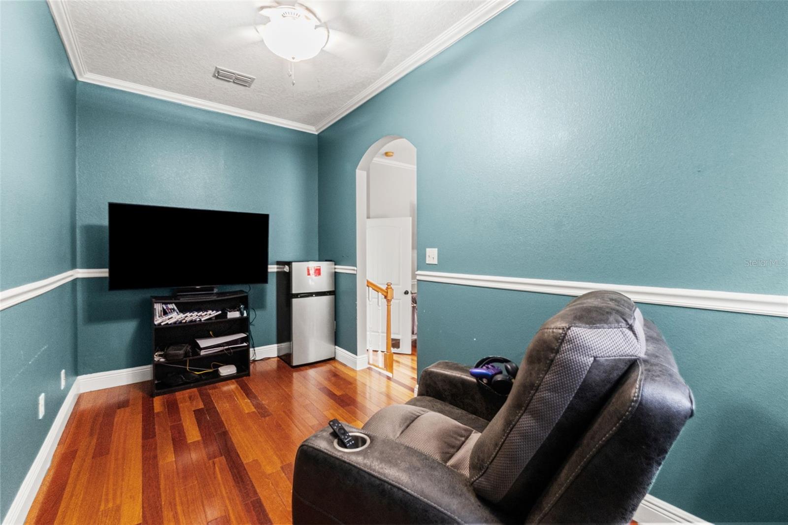 primary suite reading nook