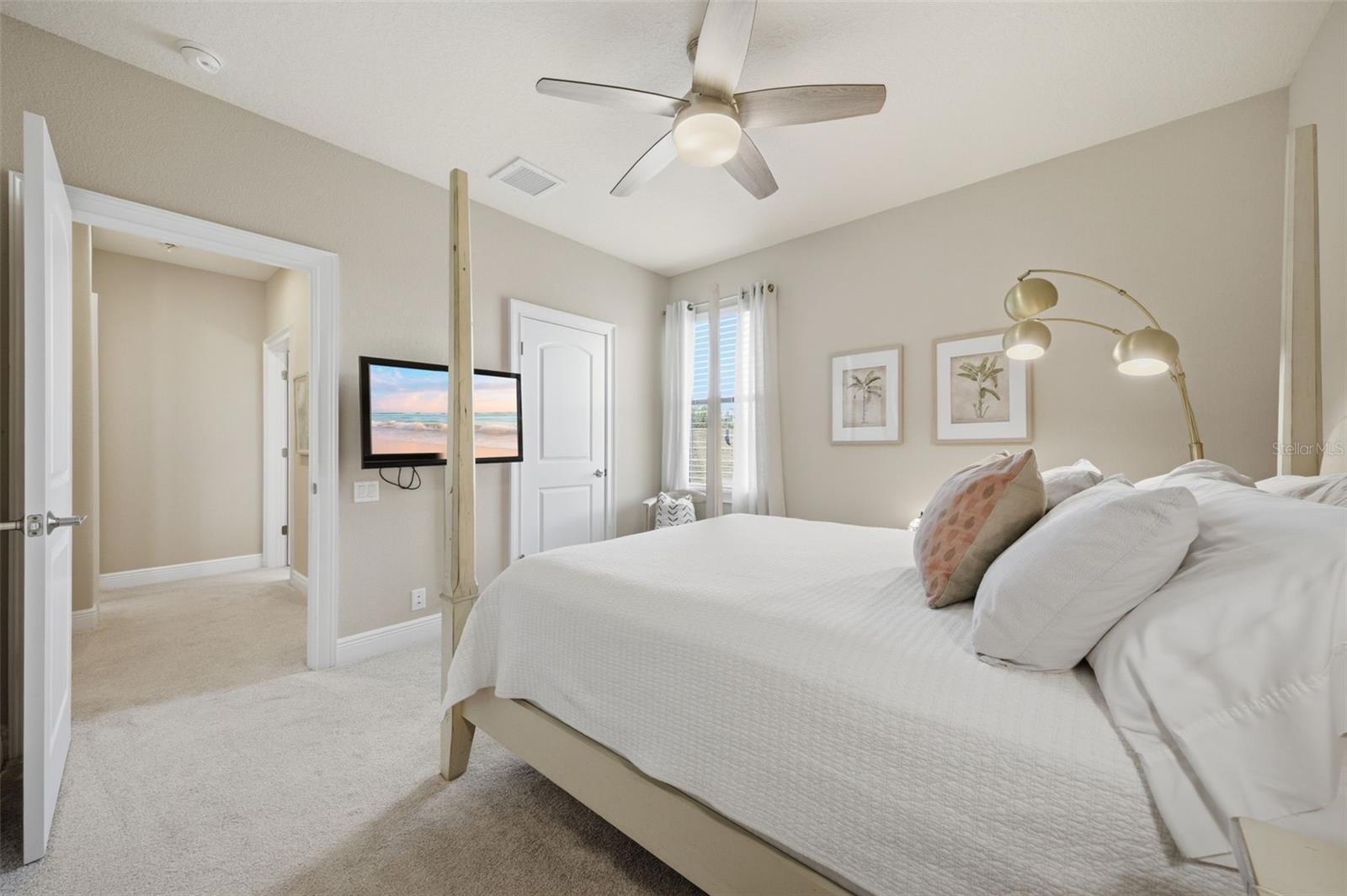 Second floor guest room 3.