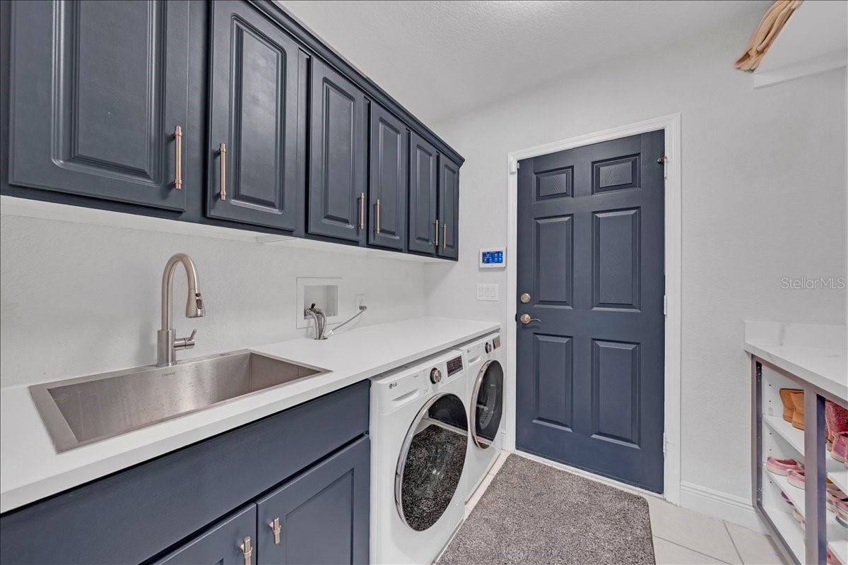 Fully Remodeled Laundry Room