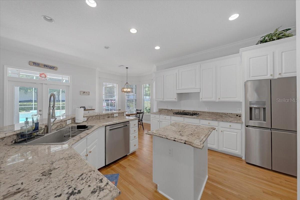 Cook, Gather, and Entertain with Ease