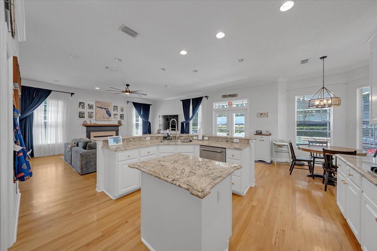 Cook, Gather, and Entertain with Ease