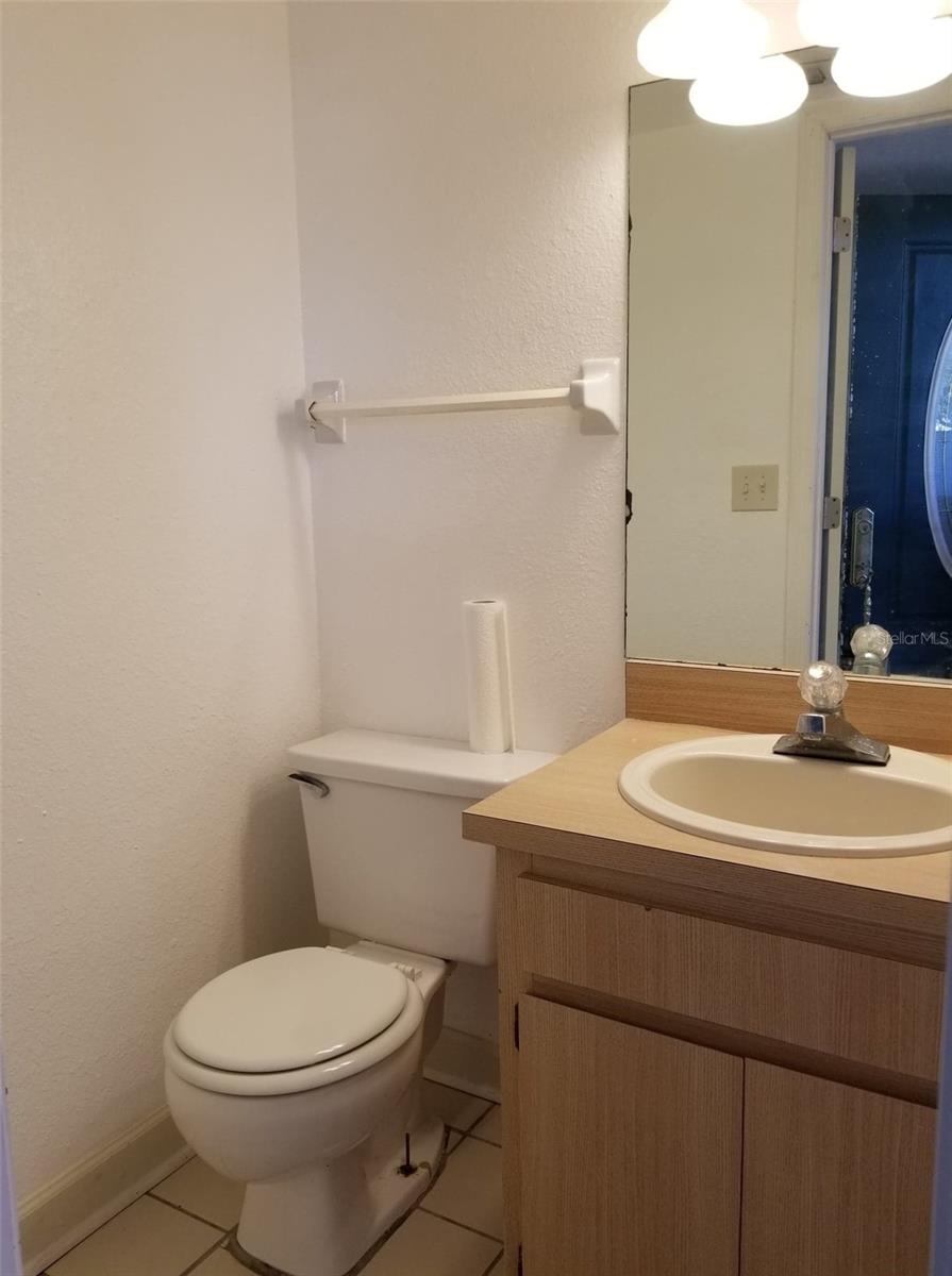 Half bath down stairs