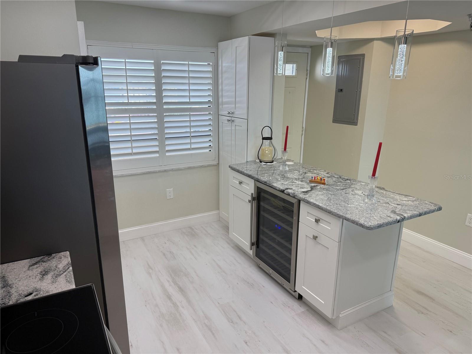 Kitchen Peninsula with Wine Refrigerator