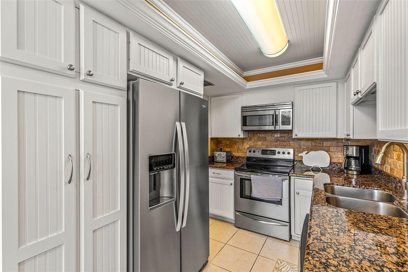 Updated Kitchen with plenty of storage