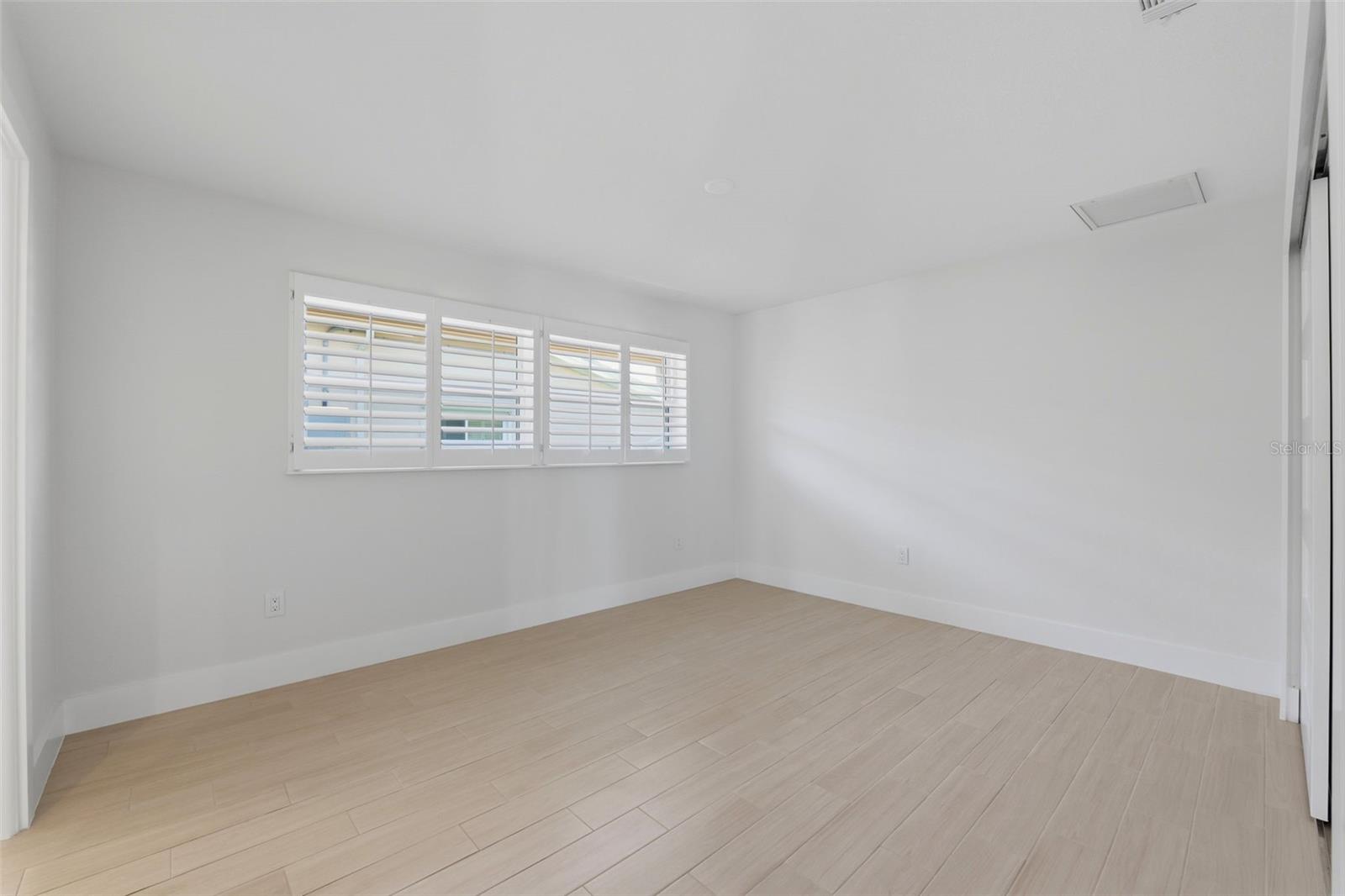 Bedroom 3 with jack and jill bath