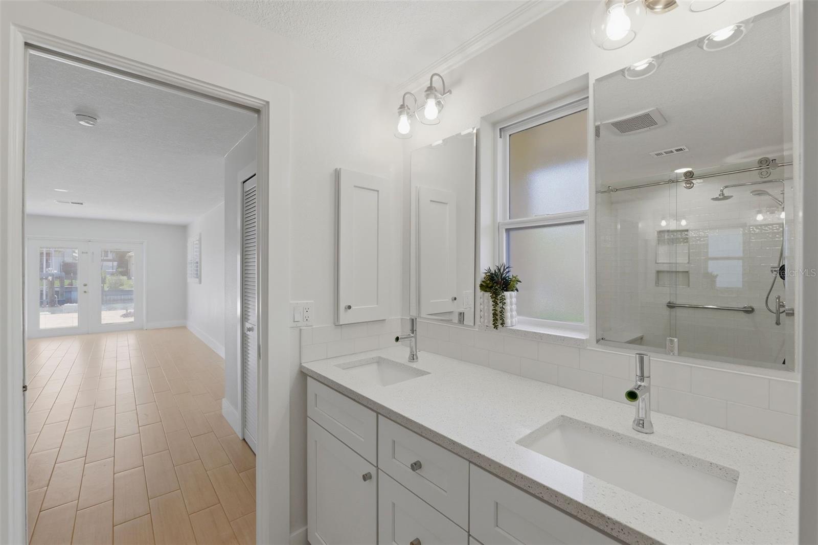 Jack and Jill bath number 3